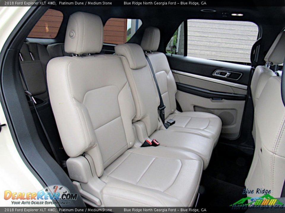 2018 Ford Explorer XLT 4WD Platinum Dune / Medium Stone Photo #12