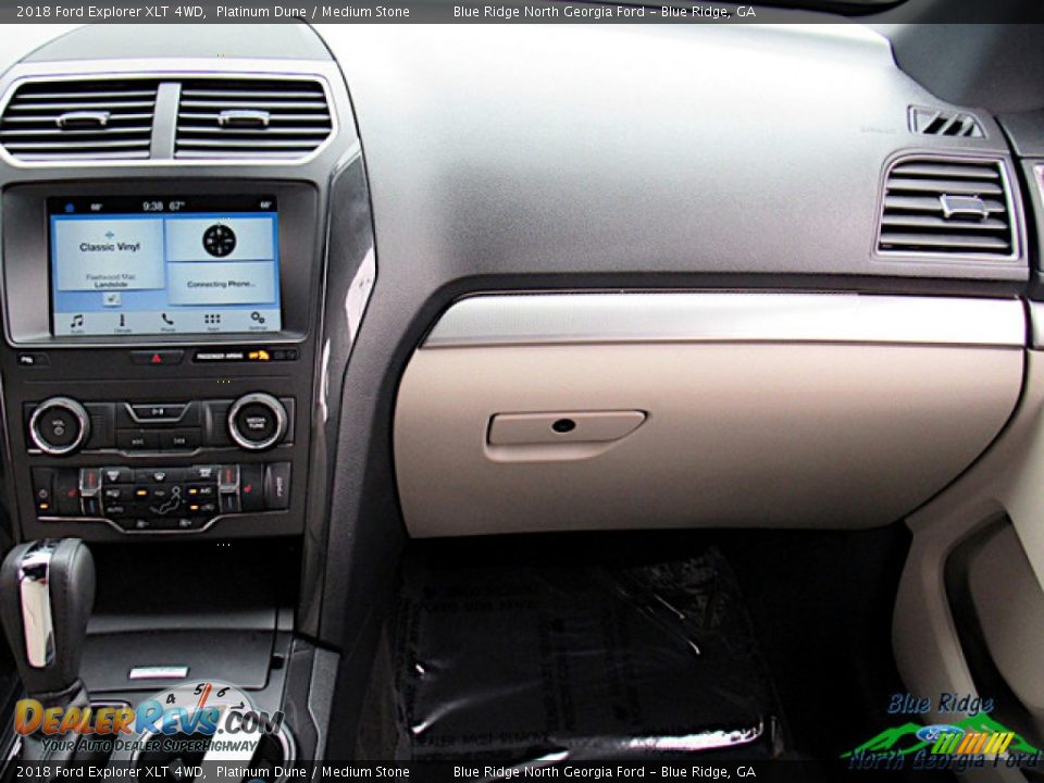 2018 Ford Explorer XLT 4WD Platinum Dune / Medium Stone Photo #17