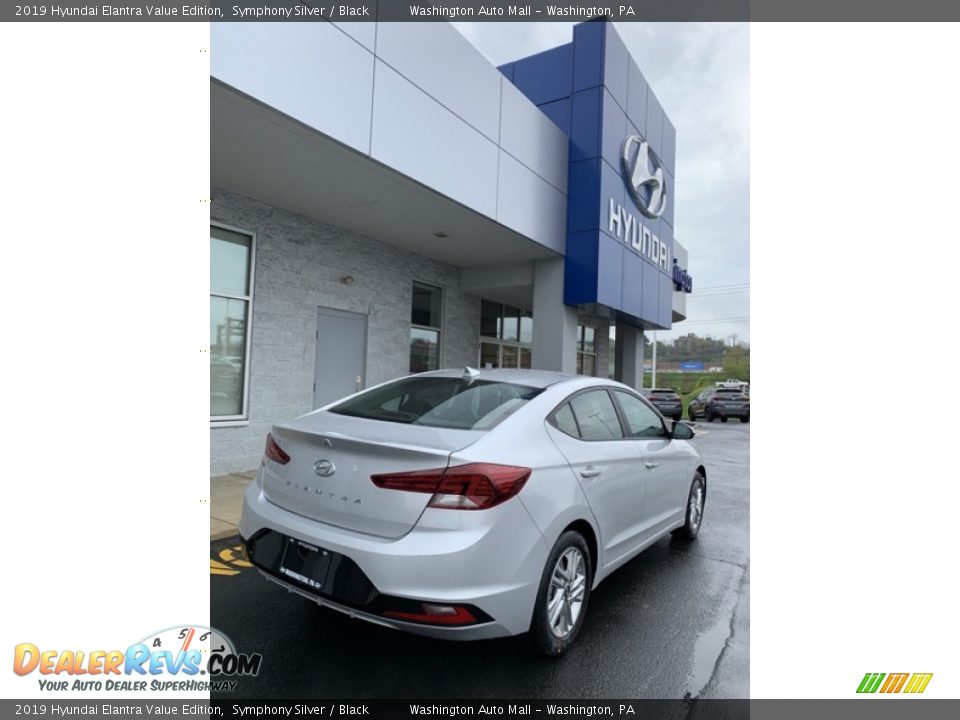 2019 Hyundai Elantra Value Edition Symphony Silver / Black Photo #4