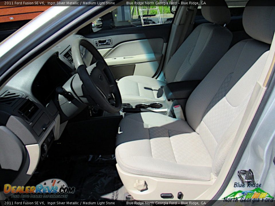 2011 Ford Fusion SE V6 Ingot Silver Metallic / Medium Light Stone Photo #6