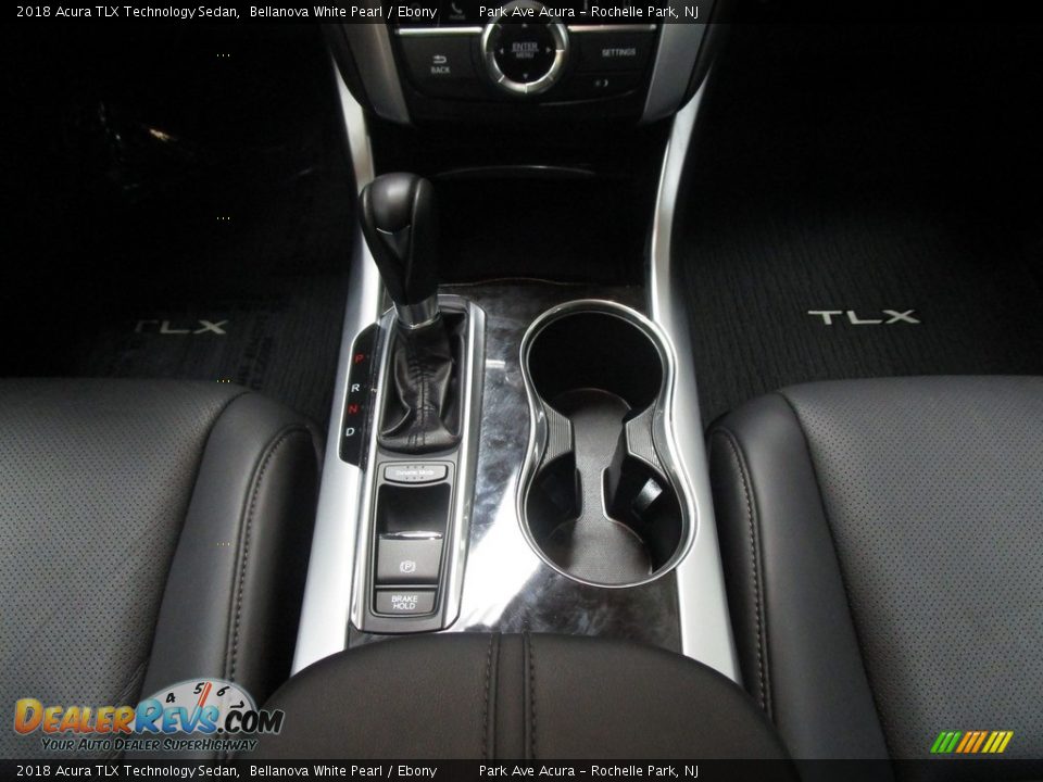2018 Acura TLX Technology Sedan Bellanova White Pearl / Ebony Photo #25