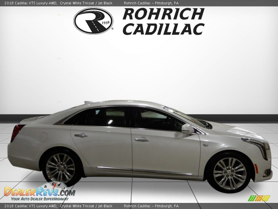 2018 Cadillac XTS Luxury AWD Crystal White Tricoat / Jet Black Photo #6