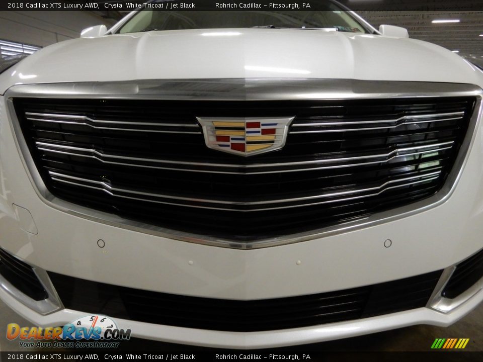 2018 Cadillac XTS Luxury AWD Crystal White Tricoat / Jet Black Photo #9