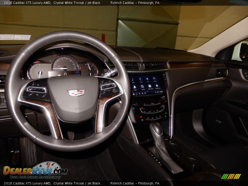 2018 Cadillac XTS Luxury AWD Crystal White Tricoat / Jet Black Photo #15