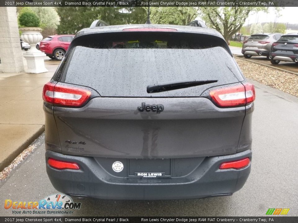 2017 Jeep Cherokee Sport 4x4 Diamond Black Crystal Pearl / Black Photo #8