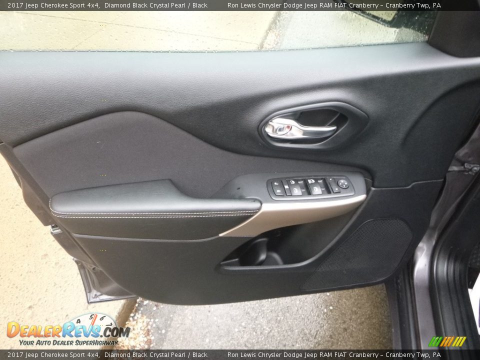 2017 Jeep Cherokee Sport 4x4 Diamond Black Crystal Pearl / Black Photo #14