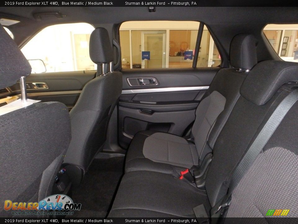 2019 Ford Explorer XLT 4WD Blue Metallic / Medium Black Photo #8