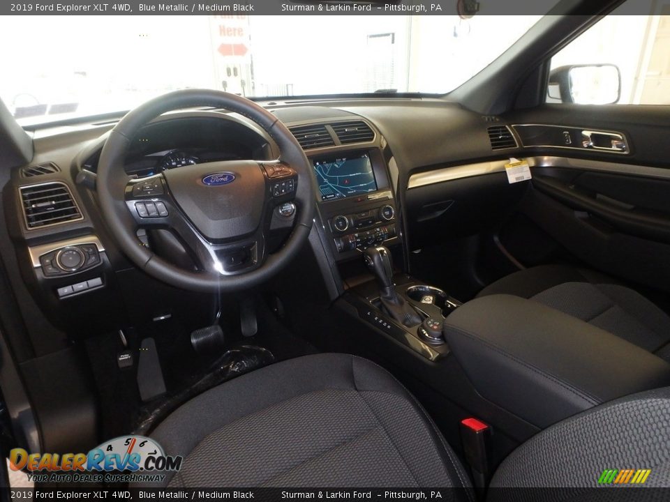 2019 Ford Explorer XLT 4WD Blue Metallic / Medium Black Photo #9