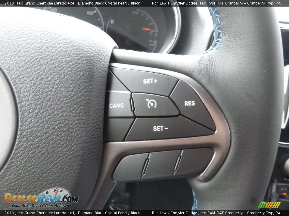 2019 Jeep Grand Cherokee Laredo 4x4 Diamond Black Crystal Pearl / Black Photo #19