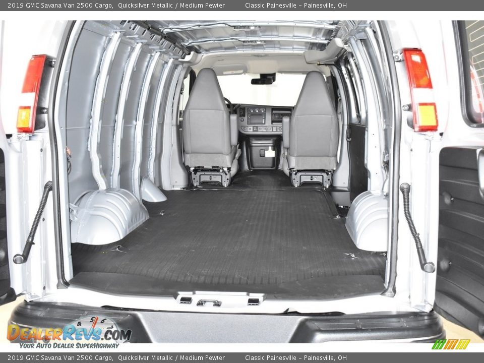 2019 GMC Savana Van 2500 Cargo Quicksilver Metallic / Medium Pewter Photo #8