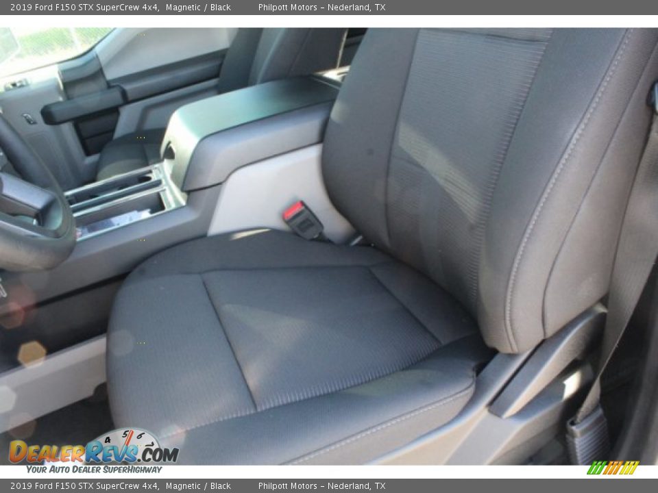 2019 Ford F150 STX SuperCrew 4x4 Magnetic / Black Photo #10