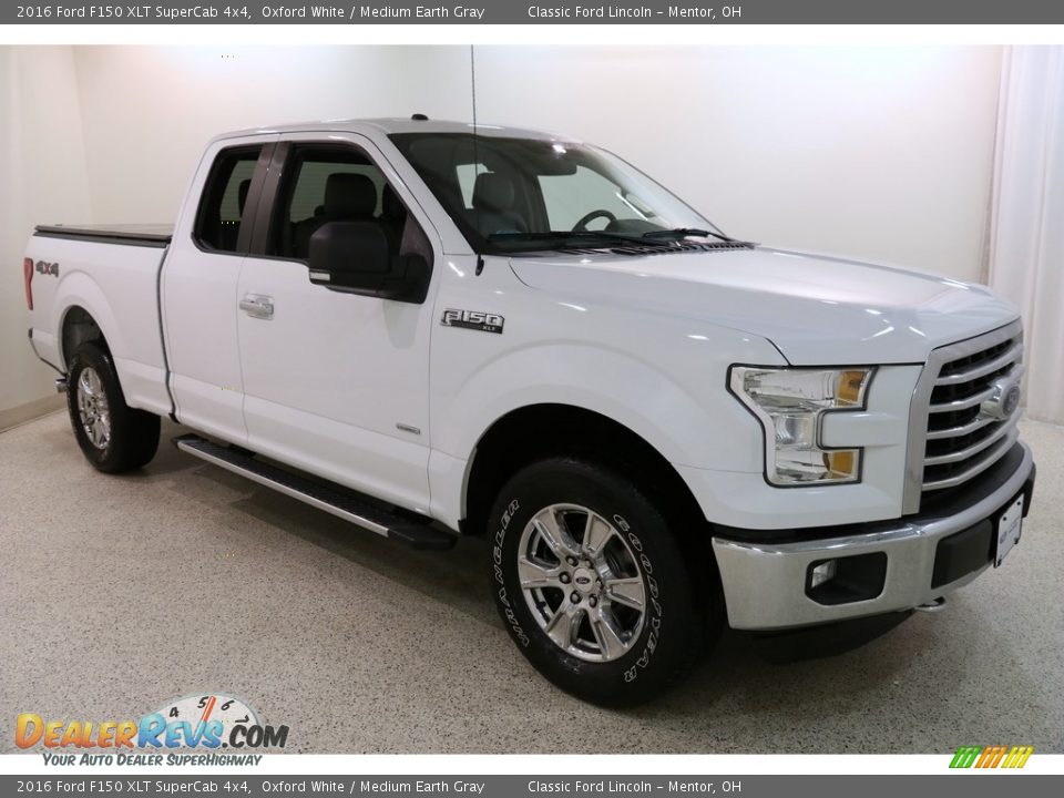 2016 Ford F150 XLT SuperCab 4x4 Oxford White / Medium Earth Gray Photo #1