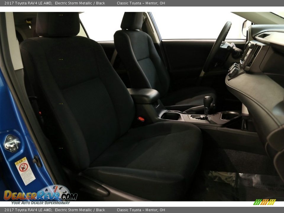 2017 Toyota RAV4 LE AWD Electric Storm Metallic / Black Photo #14