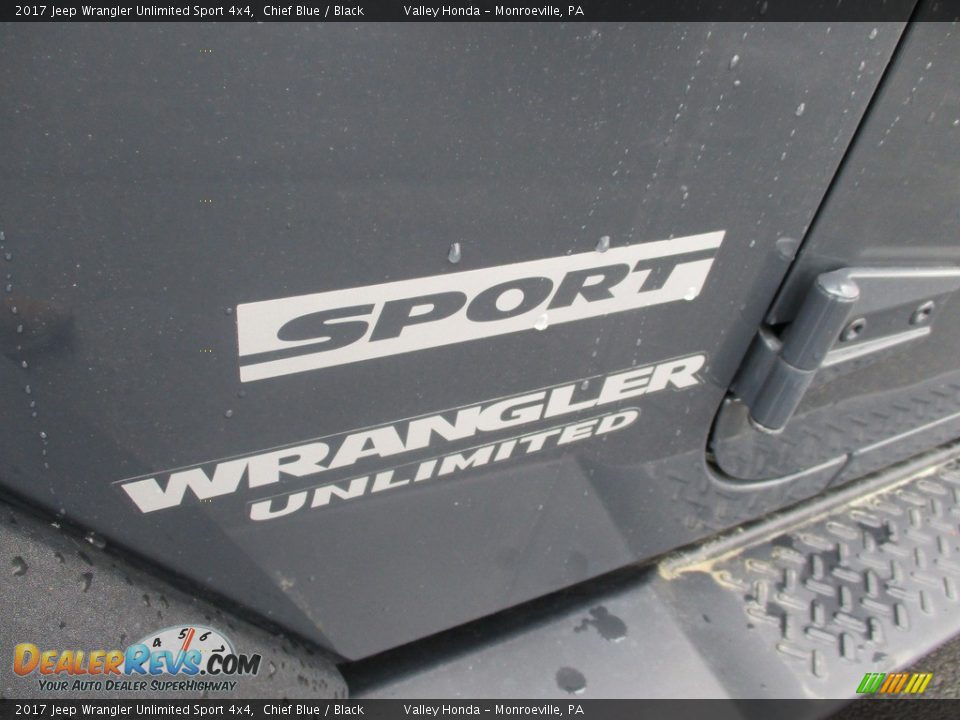 2017 Jeep Wrangler Unlimited Sport 4x4 Chief Blue / Black Photo #10