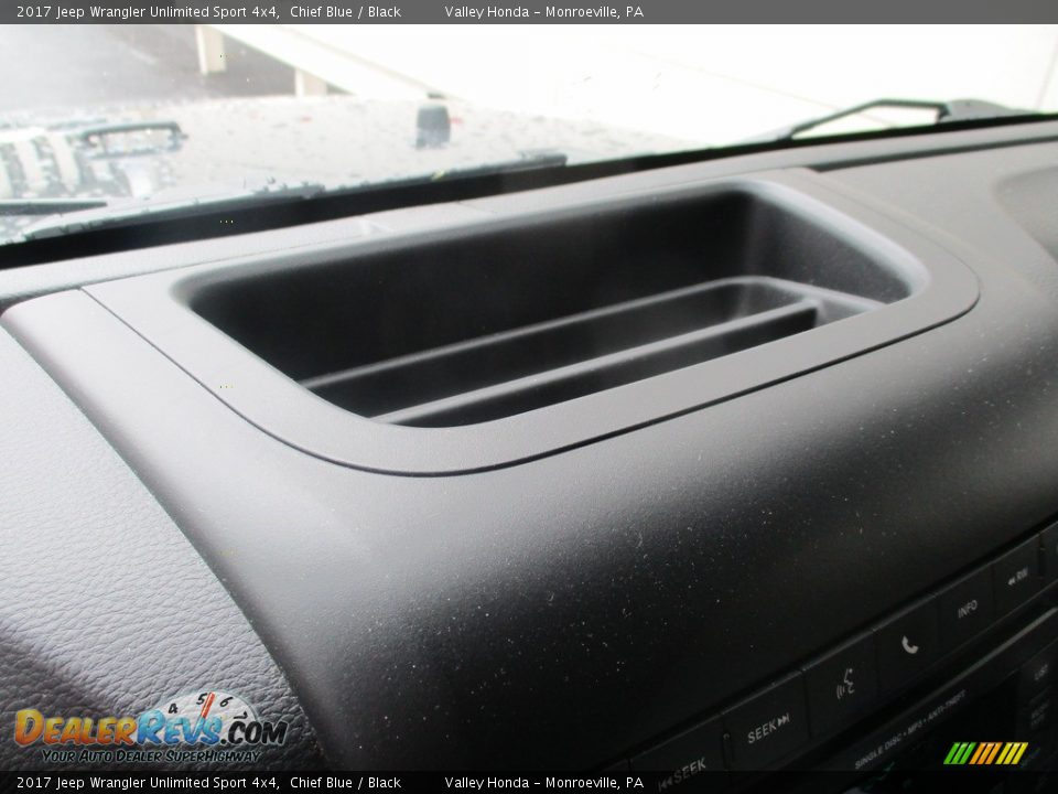2017 Jeep Wrangler Unlimited Sport 4x4 Chief Blue / Black Photo #16