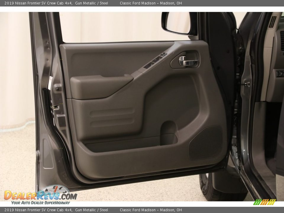 2019 Nissan Frontier SV Crew Cab 4x4 Gun Metallic / Steel Photo #4