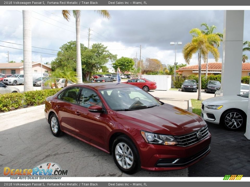 2018 Volkswagen Passat S Fortana Red Metallic / Titan Black Photo #1