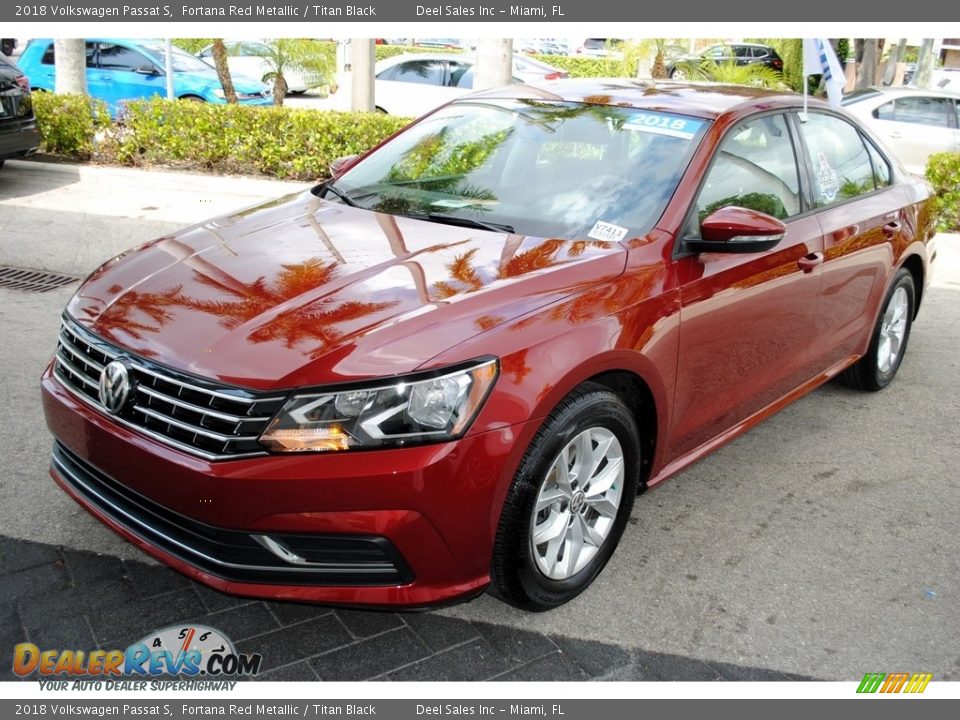 2018 Volkswagen Passat S Fortana Red Metallic / Titan Black Photo #4