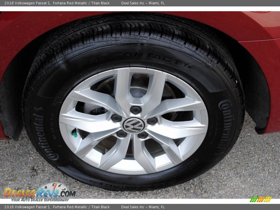 2018 Volkswagen Passat S Fortana Red Metallic / Titan Black Photo #11