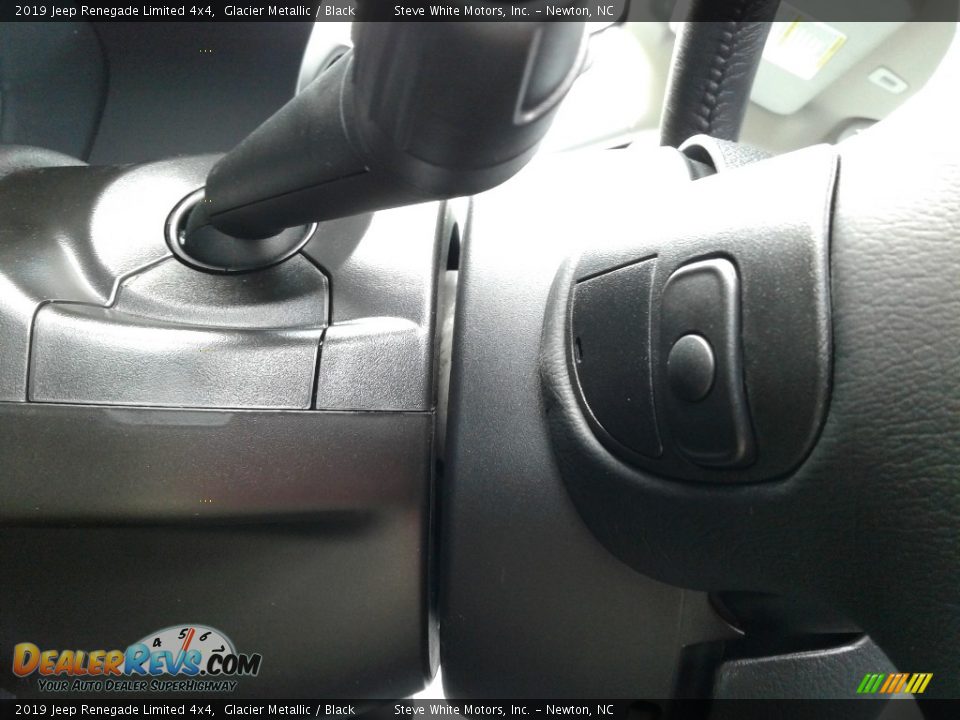 2019 Jeep Renegade Limited 4x4 Glacier Metallic / Black Photo #15