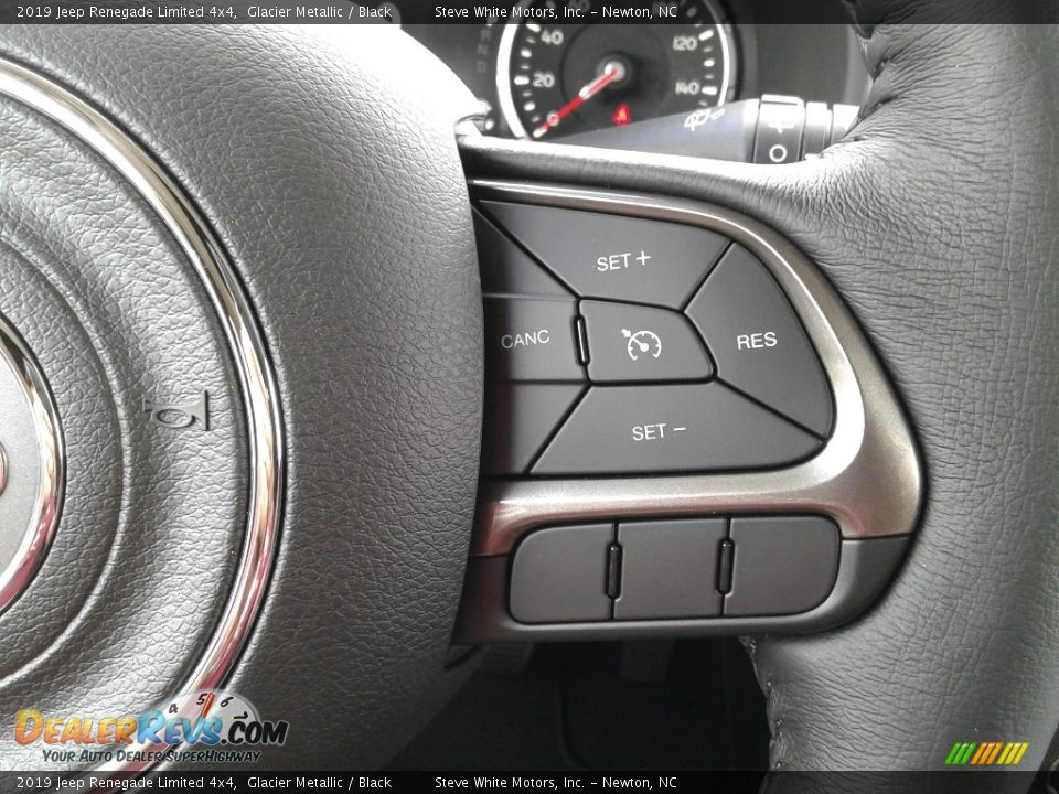 2019 Jeep Renegade Limited 4x4 Glacier Metallic / Black Photo #17