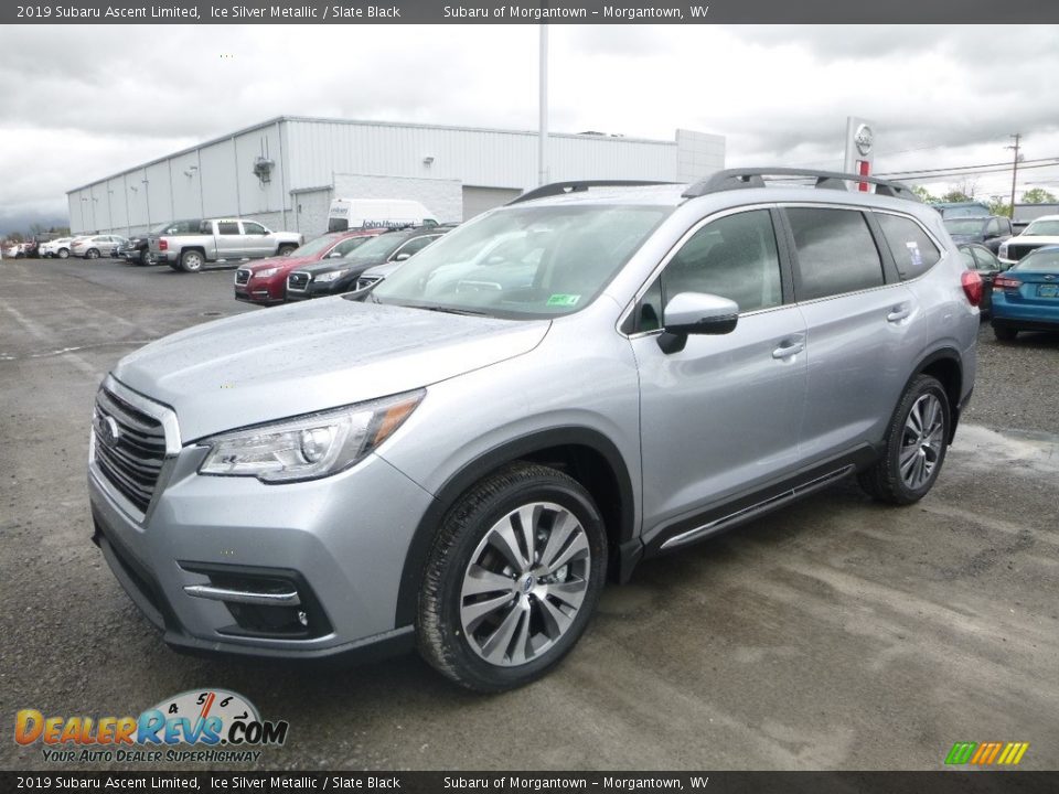 Front 3/4 View of 2019 Subaru Ascent Limited Photo #8