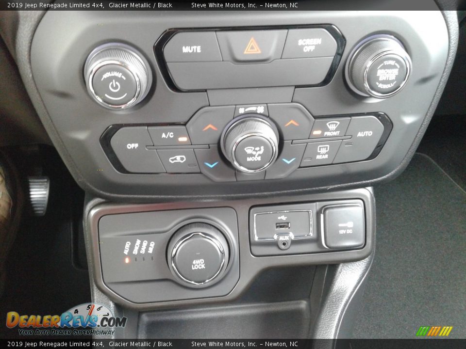 2019 Jeep Renegade Limited 4x4 Glacier Metallic / Black Photo #26
