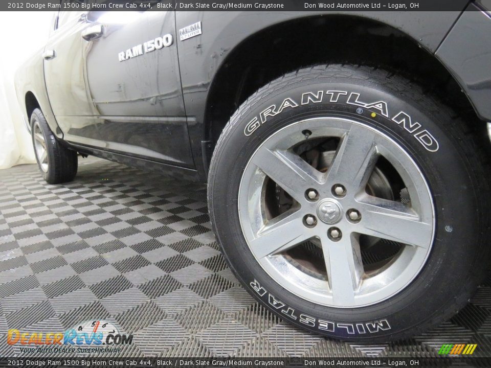 2012 Dodge Ram 1500 Big Horn Crew Cab 4x4 Black / Dark Slate Gray/Medium Graystone Photo #4