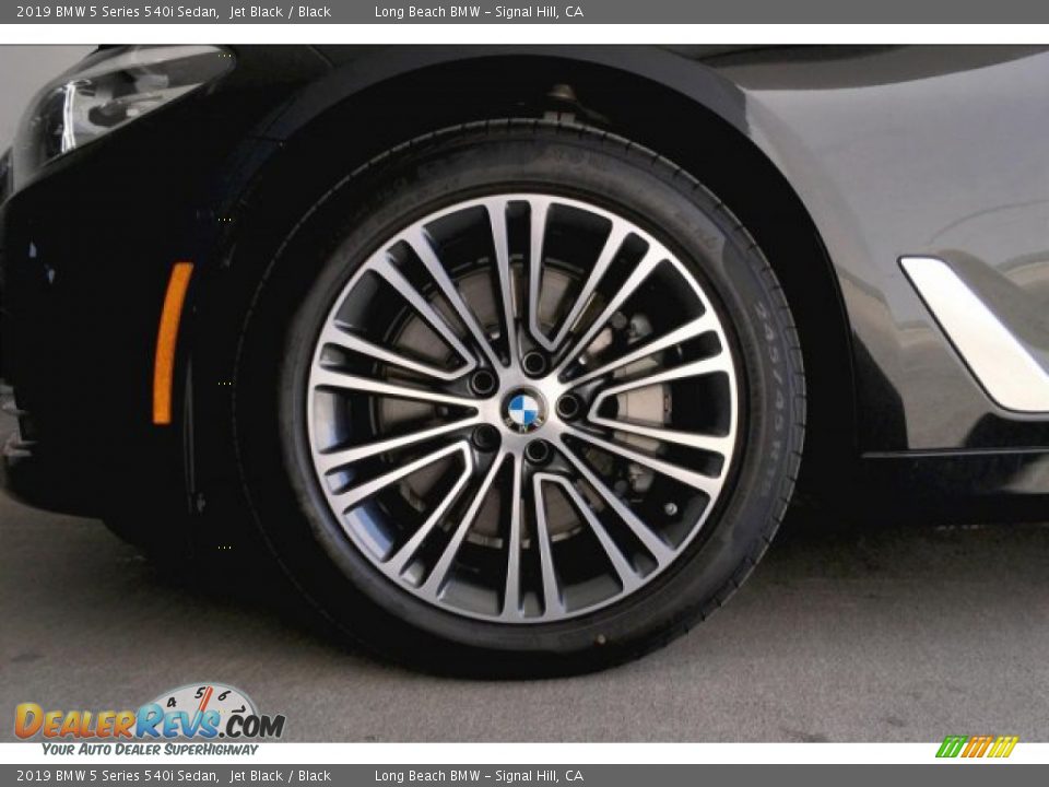 2019 BMW 5 Series 540i Sedan Jet Black / Black Photo #10