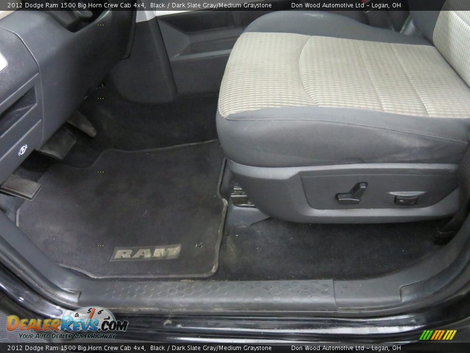 2012 Dodge Ram 1500 Big Horn Crew Cab 4x4 Black / Dark Slate Gray/Medium Graystone Photo #29