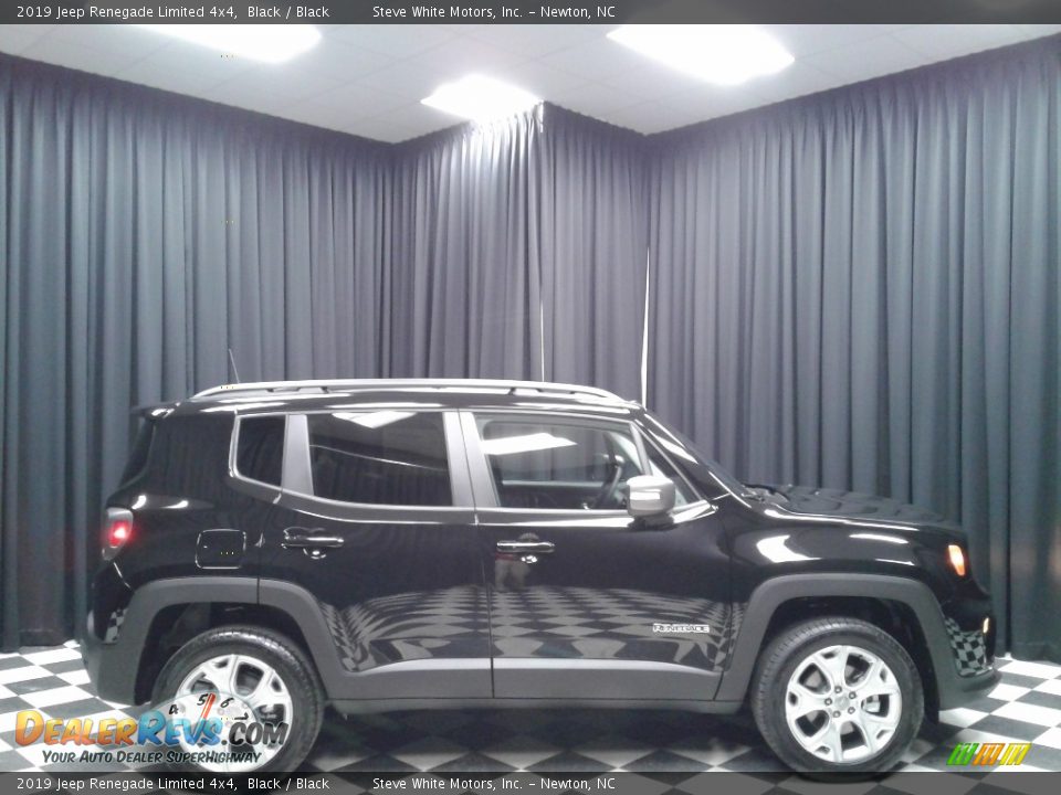 2019 Jeep Renegade Limited 4x4 Black / Black Photo #5
