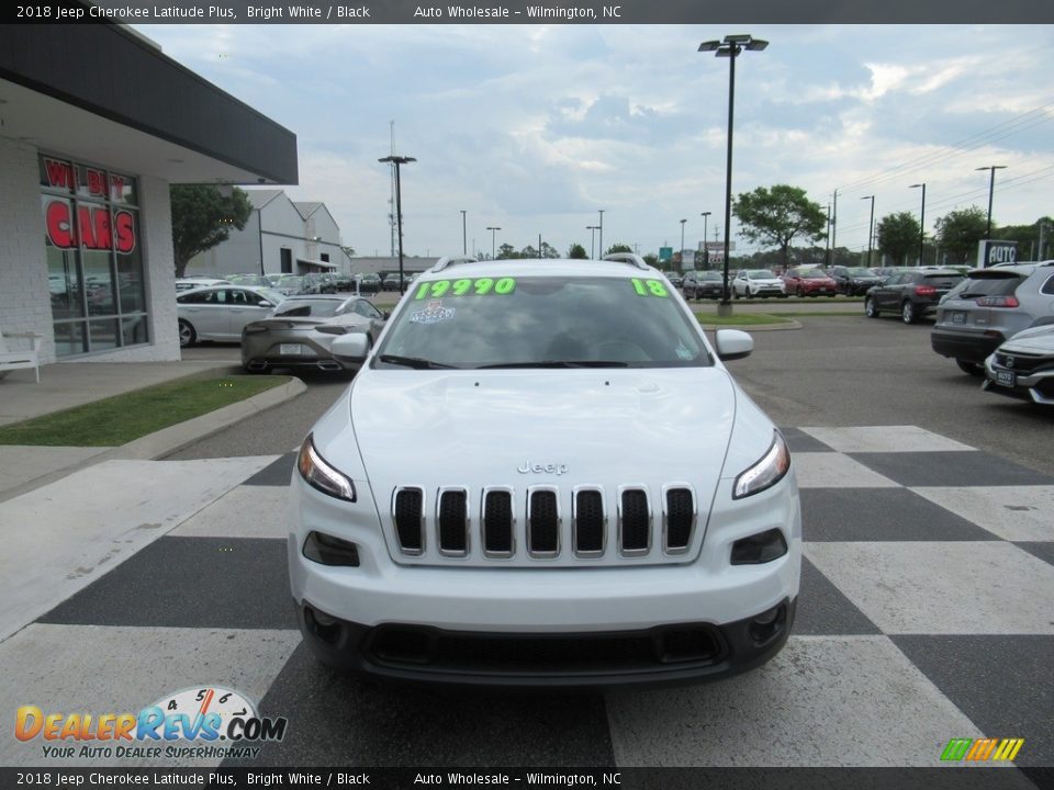 2018 Jeep Cherokee Latitude Plus Bright White / Black Photo #2