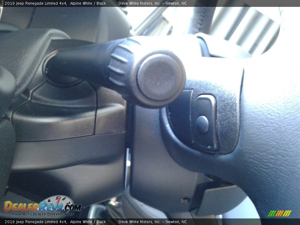 2019 Jeep Renegade Limited 4x4 Alpine White / Black Photo #15