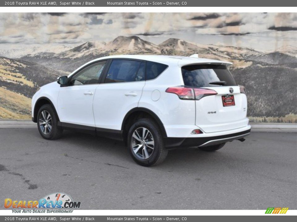 2018 Toyota RAV4 XLE AWD Super White / Black Photo #7