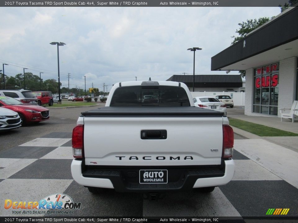 2017 Toyota Tacoma TRD Sport Double Cab 4x4 Super White / TRD Graphite Photo #4