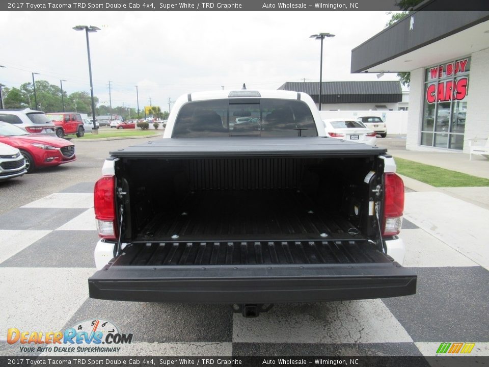 2017 Toyota Tacoma TRD Sport Double Cab 4x4 Super White / TRD Graphite Photo #5