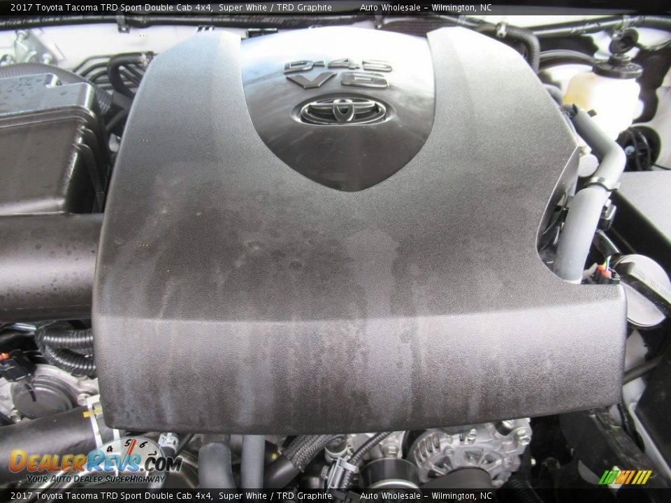 2017 Toyota Tacoma TRD Sport Double Cab 4x4 Super White / TRD Graphite Photo #6