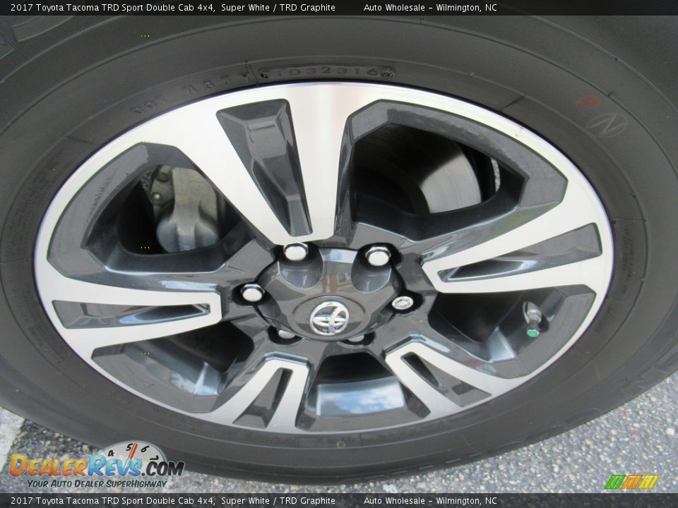 2017 Toyota Tacoma TRD Sport Double Cab 4x4 Super White / TRD Graphite Photo #7