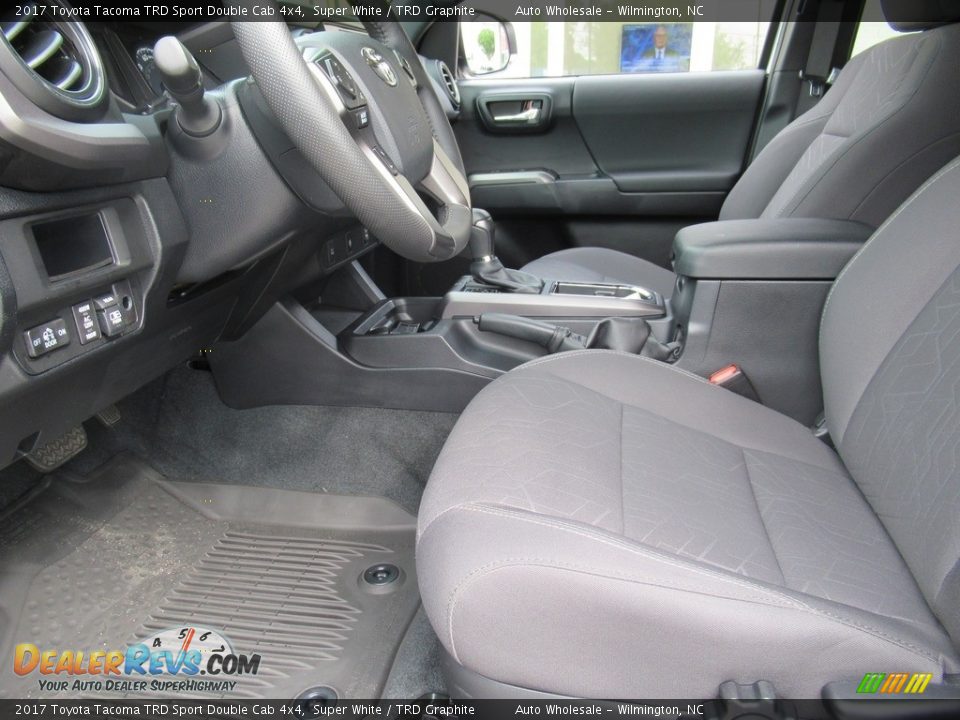 2017 Toyota Tacoma TRD Sport Double Cab 4x4 Super White / TRD Graphite Photo #10