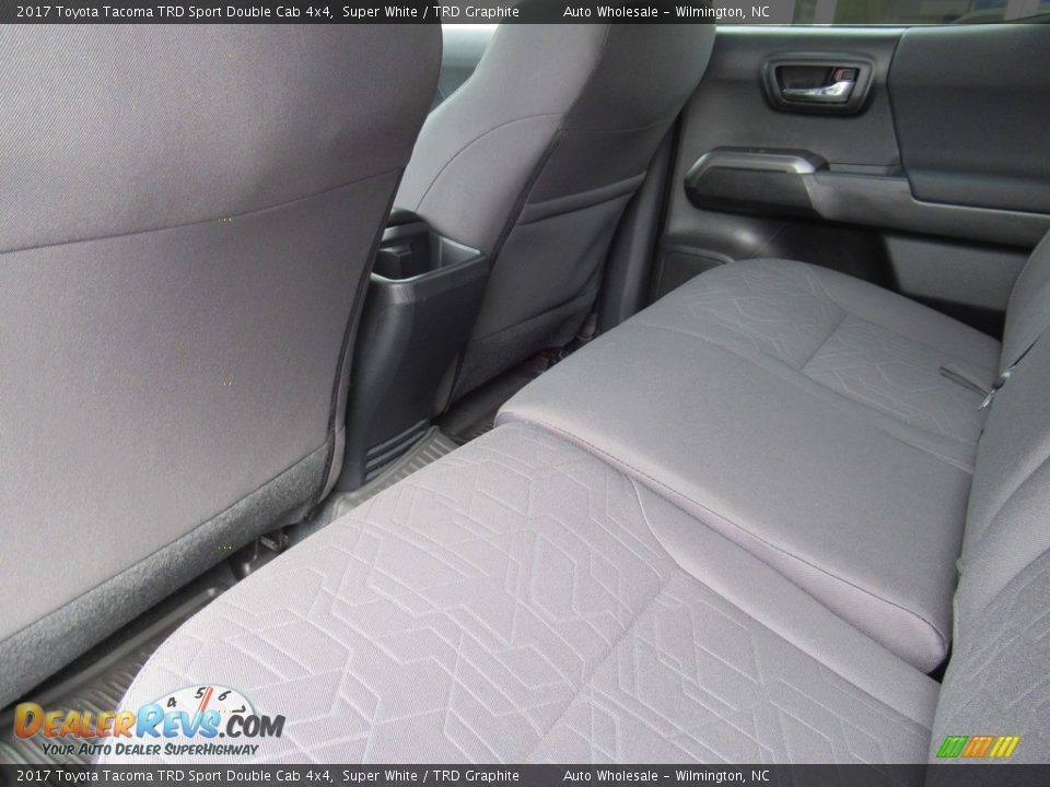 2017 Toyota Tacoma TRD Sport Double Cab 4x4 Super White / TRD Graphite Photo #11