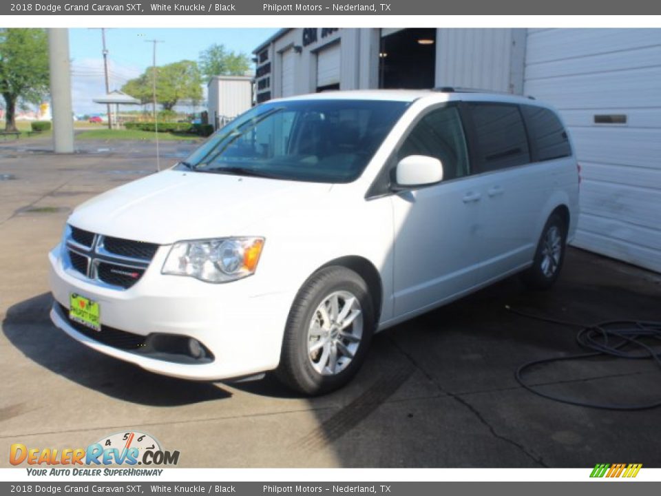 2018 Dodge Grand Caravan SXT White Knuckle / Black Photo #4