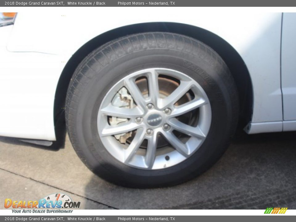 2018 Dodge Grand Caravan SXT White Knuckle / Black Photo #5