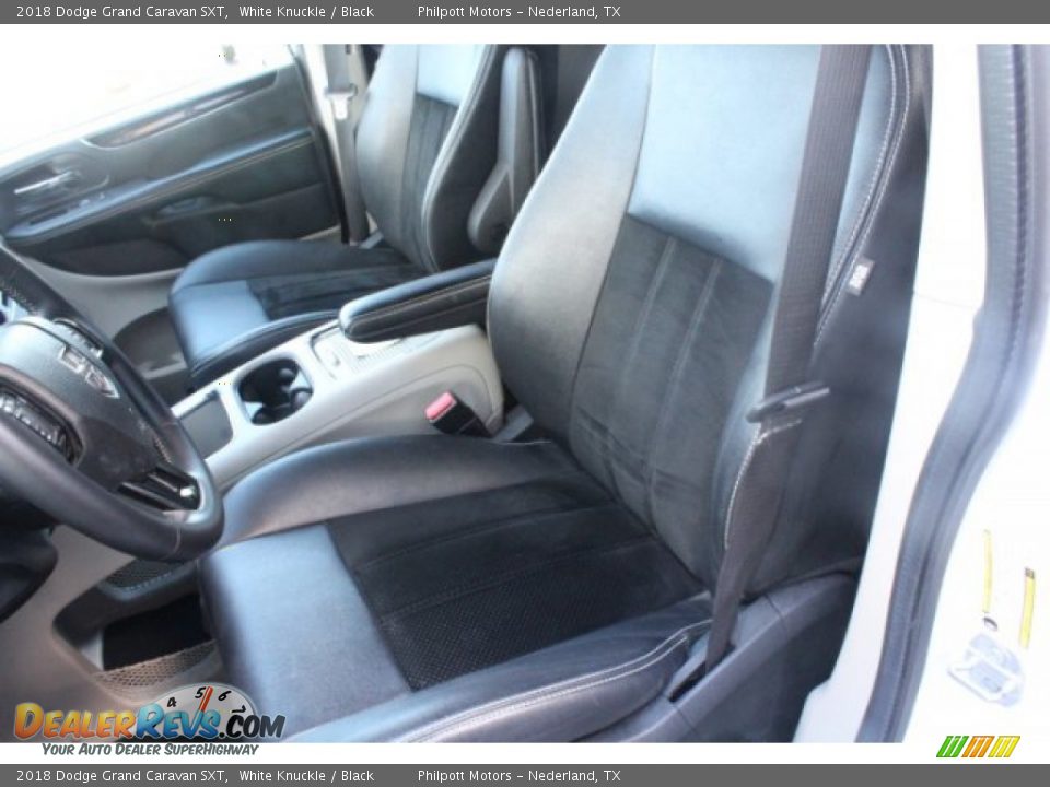 2018 Dodge Grand Caravan SXT White Knuckle / Black Photo #10