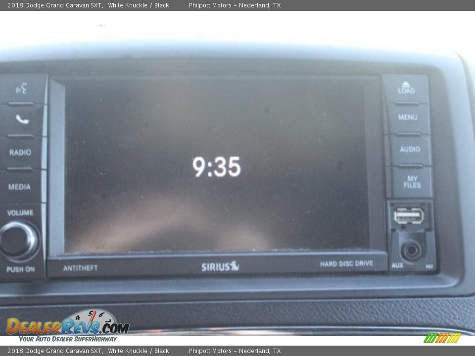 2018 Dodge Grand Caravan SXT White Knuckle / Black Photo #12