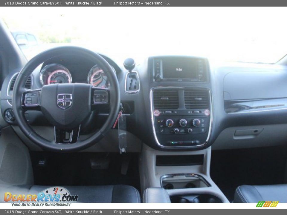 2018 Dodge Grand Caravan SXT White Knuckle / Black Photo #19