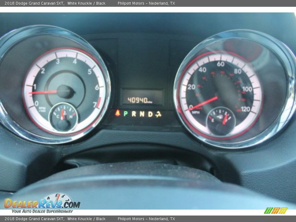 2018 Dodge Grand Caravan SXT White Knuckle / Black Photo #27