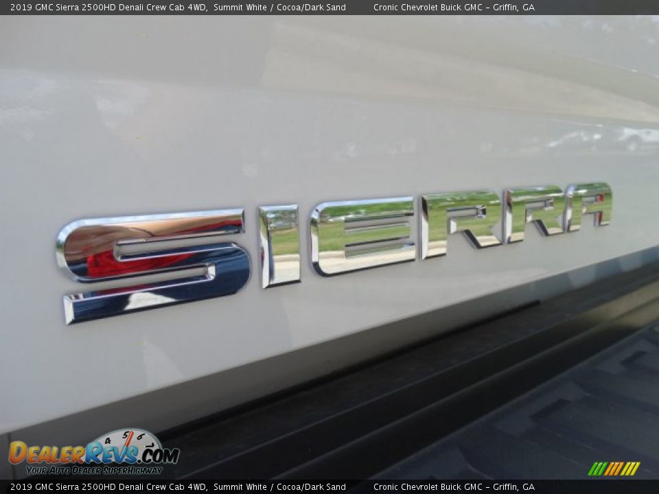 2019 GMC Sierra 2500HD Denali Crew Cab 4WD Summit White / Cocoa/Dark Sand Photo #9