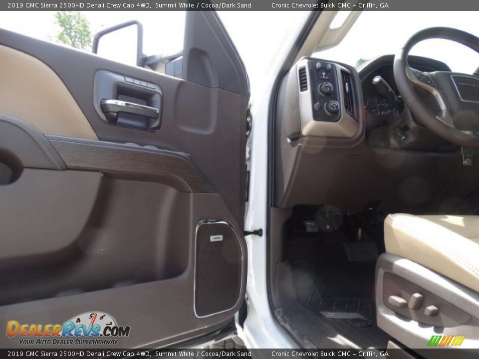 2019 GMC Sierra 2500HD Denali Crew Cab 4WD Summit White / Cocoa/Dark Sand Photo #14