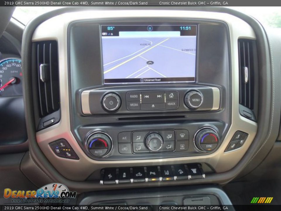 2019 GMC Sierra 2500HD Denali Crew Cab 4WD Summit White / Cocoa/Dark Sand Photo #24