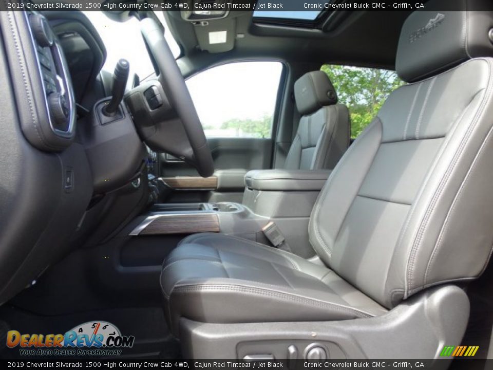 Front Seat of 2019 Chevrolet Silverado 1500 High Country Crew Cab 4WD Photo #18